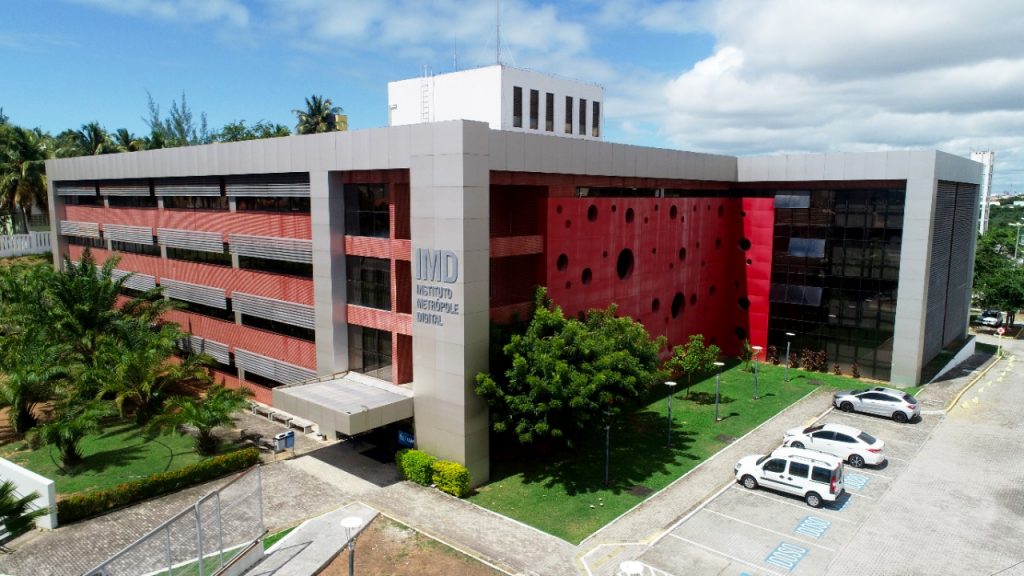 Equipe Med5 trabalhando na sede em Natal